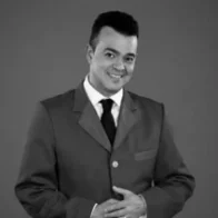 Despedida de Alex Bueno inicia este lunes con velatorio público en el Teatro Nacional