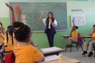 Profesora dominicana.