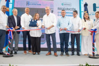 Abinader entrega el remozado hospital Antonio Trueba, en Santiago