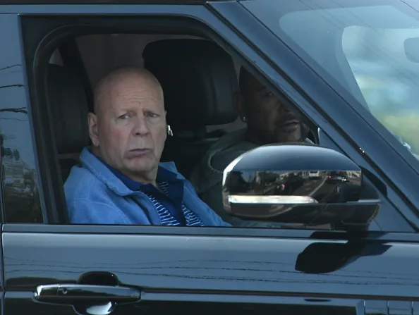 Esposa de Bruce Willis revela cómo avanza la demencia que afecta al actor: perdió la capacidad de hablar