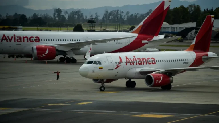 Avianca reanuda vuelos de manera temporal entre Colombia y Venezuela tras los terremotos