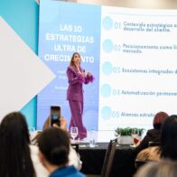 Gisel Castillo invita a empresarias a convertir su presencia digital en un modelo de negocio