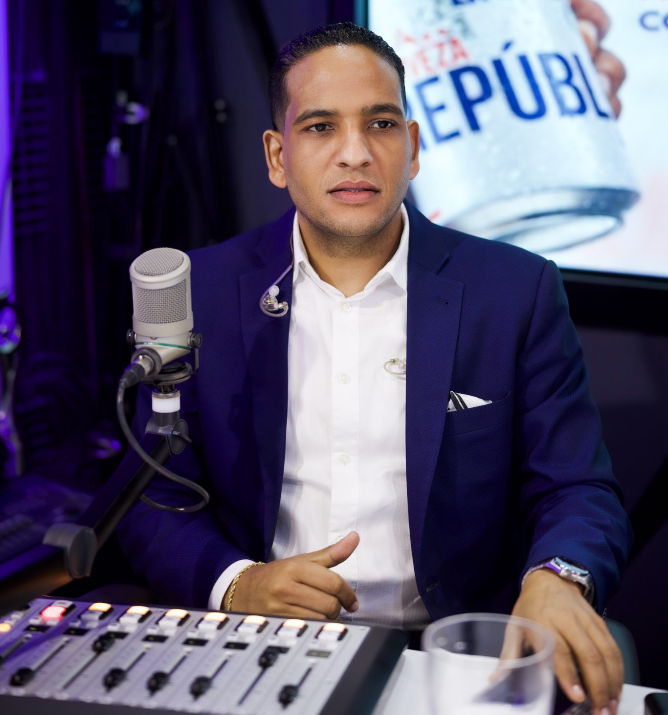Hansel García alerta sobre "bomba de tiempo" económica ante nuevos préstamos y critica descontrol en bancas de apuestas