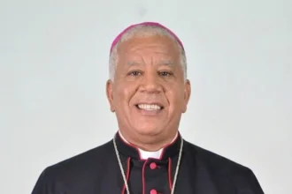 Monseñor Andrés Napoleón Romero deja Barahona y asume la Diócesis de La Vega