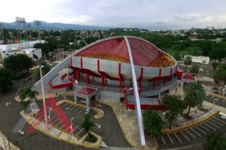 Gran Arena del Cibao continúa sin remozamiento integral a más de dos años del anuncio presidencial