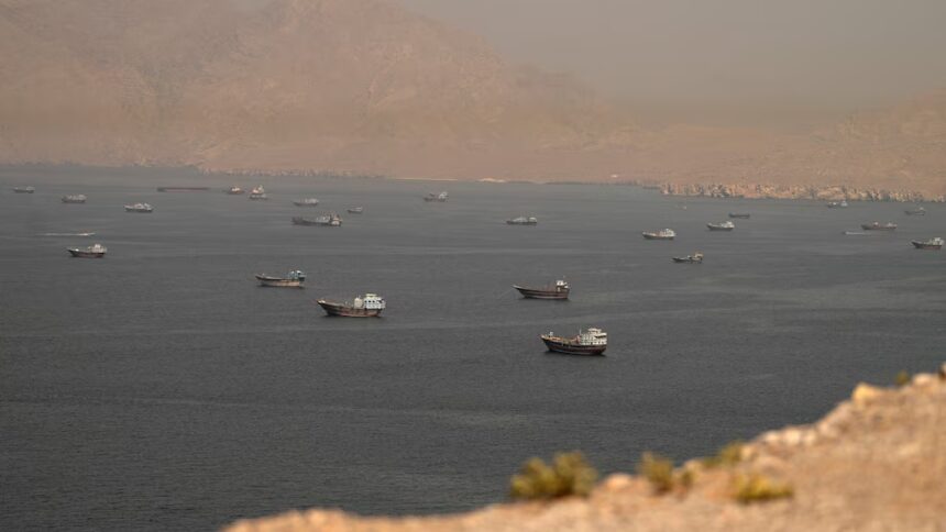 La ONU suspendió el plan de evacuación del estrecho de Ormuz tras un ataque de Irán
