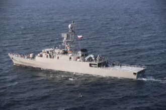 La Armada de Irán amenazó a las bases de EEUU en Medio Oriente y aseguró que “vivirán un infierno”