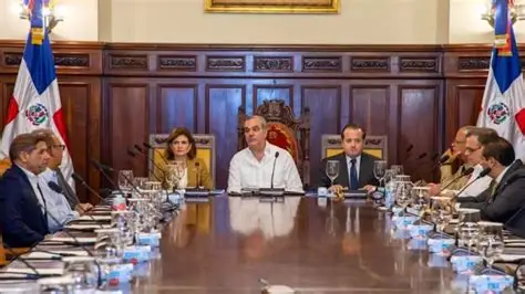 Abinader encabezará Consejo de Ministros este domingo en Santiago