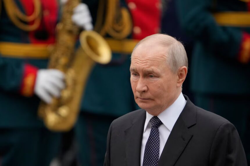 La economía de guerra de Rusia tiene problemas, pero no está al borde del colapso
