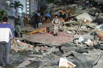 Réplica de magnitud 5.5 sacude el norte de Venezuela en medio de labores de rescate