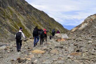 Tragedia en Tierra del Fuego: un guía y una turista uruguaya murieron en una excursión al glaciar Vinciguerra
