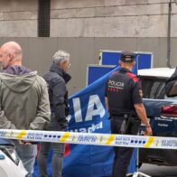Muere un hombre en tiroteo en Barcelona; autor huye