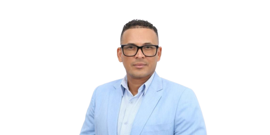 Regidor de SFM aclara que ejerce funciones honoríficas y niega doble remuneración