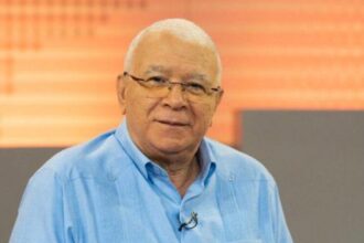 Tomás Hernández Alberto felicita a Abinader y al PRM por reunión del Comité Nacional