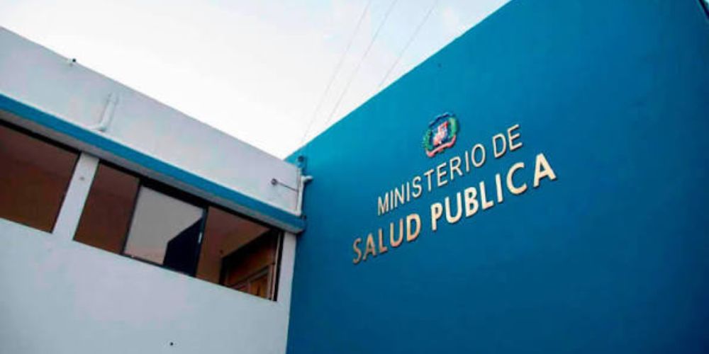 Caso Rebeca Brizard: Salud Pública revela que barbero habría realizado otras cirugías antes de su muerte