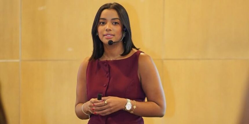 Dominicanos en EE. UU. reciben orientación para ofertar al Estado dominicano