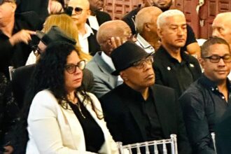 Ramón Orlando en funeral de Alex Bueno: “El merengue ha sufrido una devastación terrible”