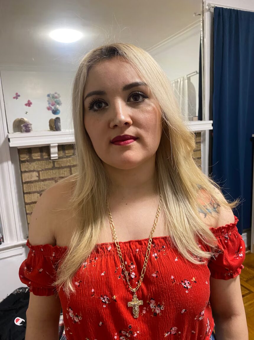 Madre salvadoreña muere apuñalada en Nueva York; familia exige respuestas