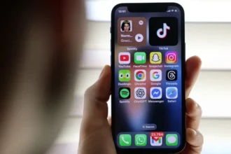 El Gobierno de Canadá planea prohibir el uso de redes sociales a los menores de 16 años