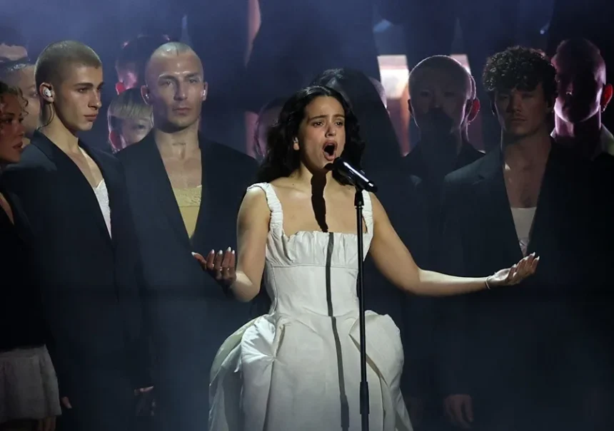 Rosalía aplaza sus conciertos en Miami y Orlando por una emergencia familiar