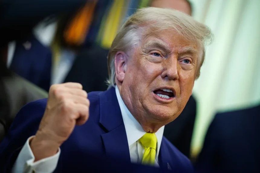 Trump pide al Congreso aprobar plan de 350.000 millones para el Pentágono