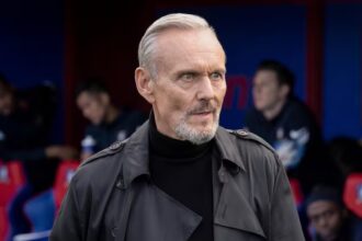 Muere Anthony Head, actor en series míticas como ‘Buffy cazavampiros’ y ‘Ted Lasso’