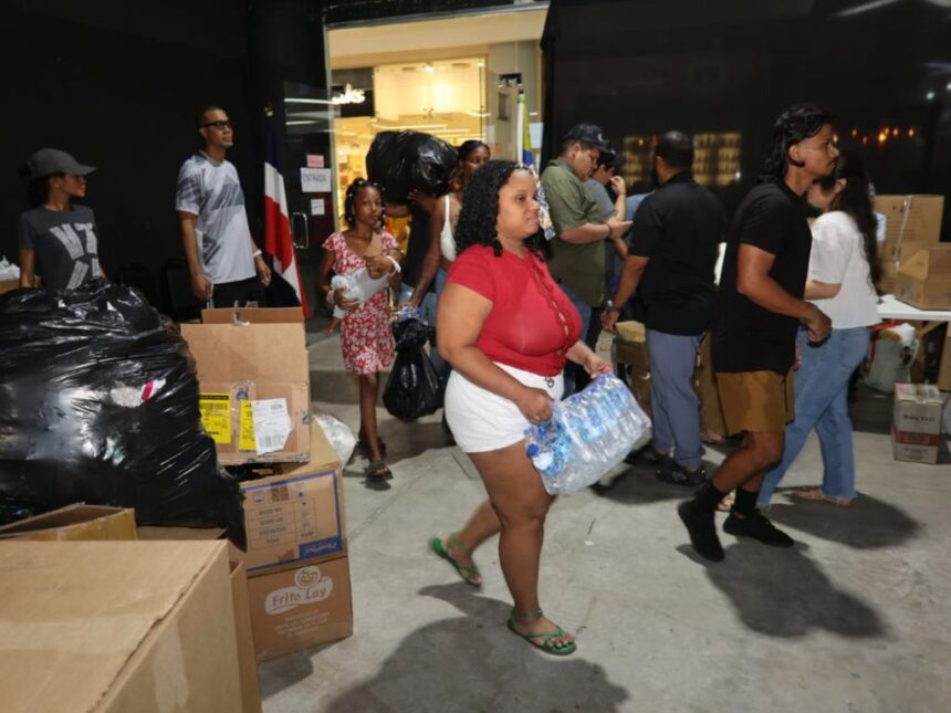 Conoce los centros de acopio habilitados en RD para ayudar a Venezuela