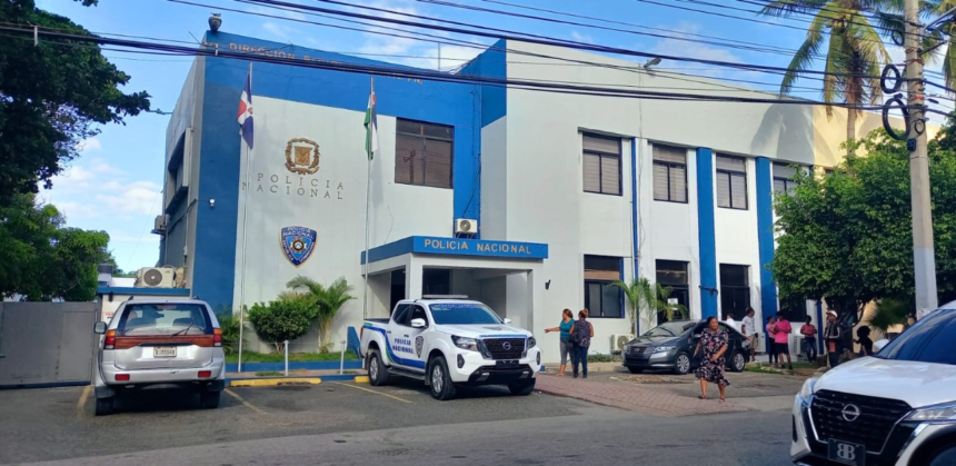 Joven resulta herido de bala al manipular arma ilegal en Puerto Plata