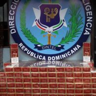 Policía ocupa más de 329 mil cigarrillos de contrabando y retiene 52 máquinas tragamonedas en operativos