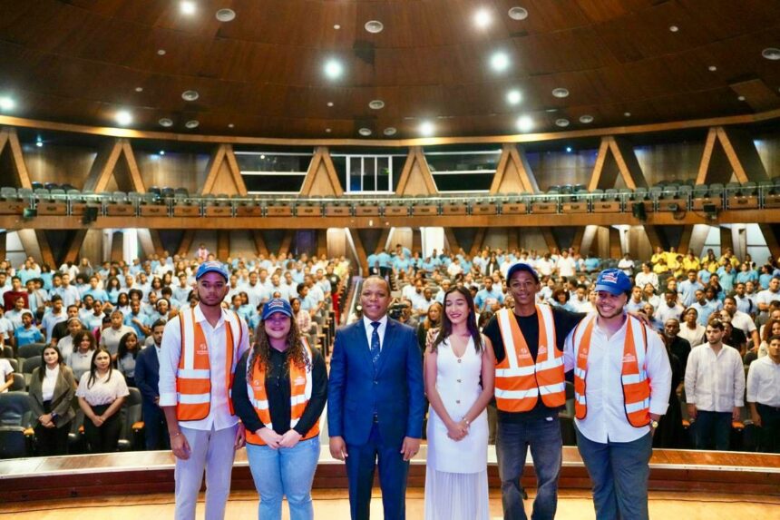 INTRANT impulsa programa “Guardianes del Tránsito” para promover la educación vial en estudiantes