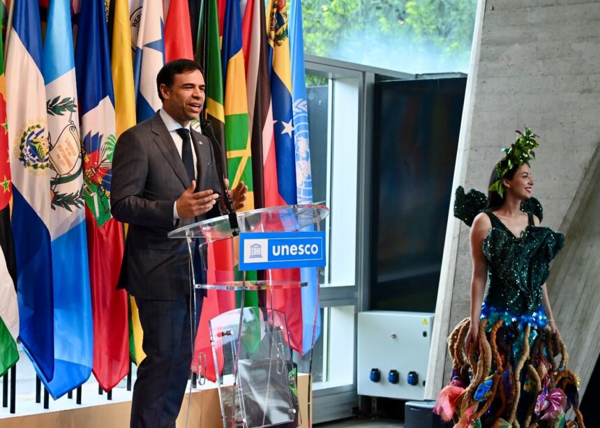 Roberto Ángel Salcedo encabeza la inauguración de la Semana de América Latina y el Caribe en la UNESCO