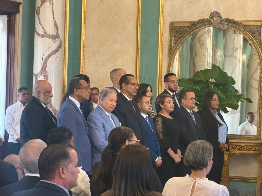 Presidente Abinader juramenta Comité Dominicano de Salud Mental Penitenciaria