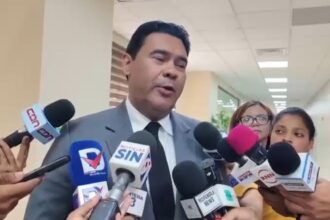 Legisladores advierten sería una “vergüenza nacional” dejar caer la reforma laboral y aseguran que no habrá más diálogos