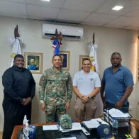 Policía Nacional y Escuela Vocacional unen esfuerzos para capacitar a jóvenes en La Romana