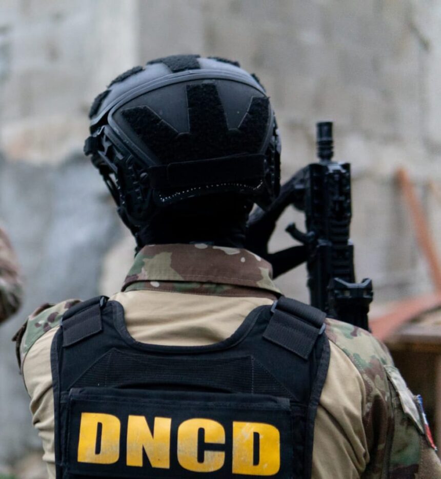 Operativo de la DNCD en La Romana continúa en desarrollo desde la madrugada