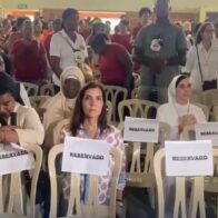 Embajadora de Estados Unidos participa en multitudinaria celebración de Corpus Christi en Santo Domingo