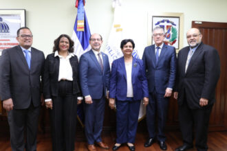 El Mescyt y la Universidad Albizu impulsan acuerdo para apoyar rehabilitación de reclusos