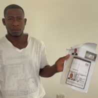 Joven haitiano denuncia pérdida de documentos tras detención por Migración
