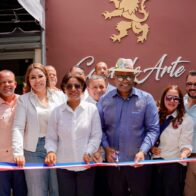 Propeep entrega remozada Casa de Arte y nuevo Paseo de los Colores en Higüey