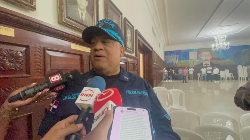 General Tejada informa detención de dos personas tras violenta pelea dejó siete heridos en piscina en Santiago