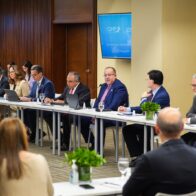 Magín junto a sectores productivos y sociales.