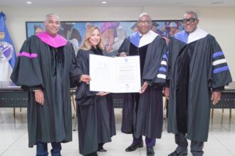 UASD reconoce a Kathleen Martínez como Profesora Honoraria por sus aportes a la arqueología