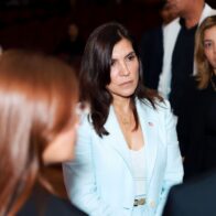 Embajadora de los EEUU asiste al panel organizado por el Movimiento Justicia Jet Set
