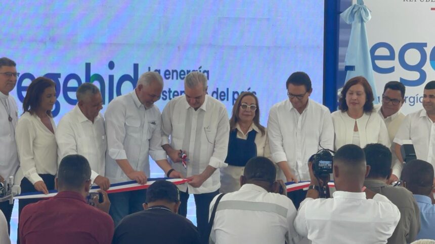 Abinader inaugura carretera Carrizal–La Piedra–La Guázuma ejecutada por EGEHID en Sajoma, Santiago
