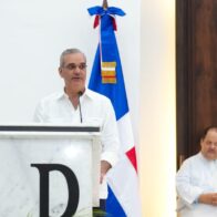 Presidente Luis Abinader inaugura la Cuasi Parroquia San Benito Abad en Santiago