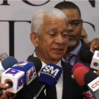 Ricardo de los Santos valora plan de paz entre EE.UU. e Irán y defiende propuesta fiscal del Gobierno