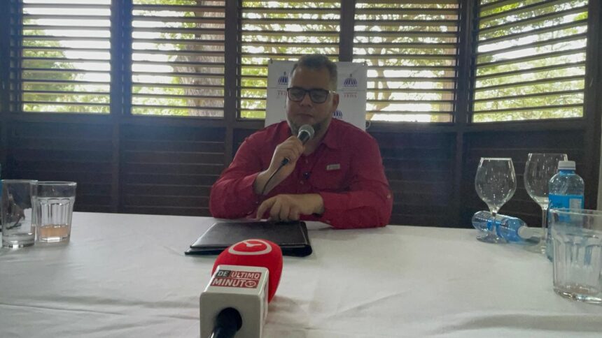 Hecmilio Galván propone convertir a Santiago en la capital del turismo urbano y agropecuario de RD