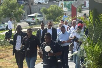 Llega el presidente Luis Abinader a Haina para inaugurar nuevo parque recreativo