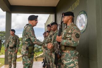 Comandante del Ejército supervisa puestos fronterizos y refuerza vigilancia en la frontera sur