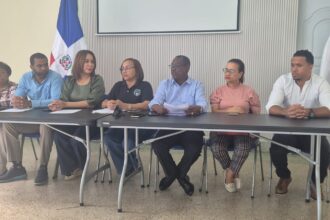 Gremios del sector salud solicitan al presidente Luis Abinader reunión urgente